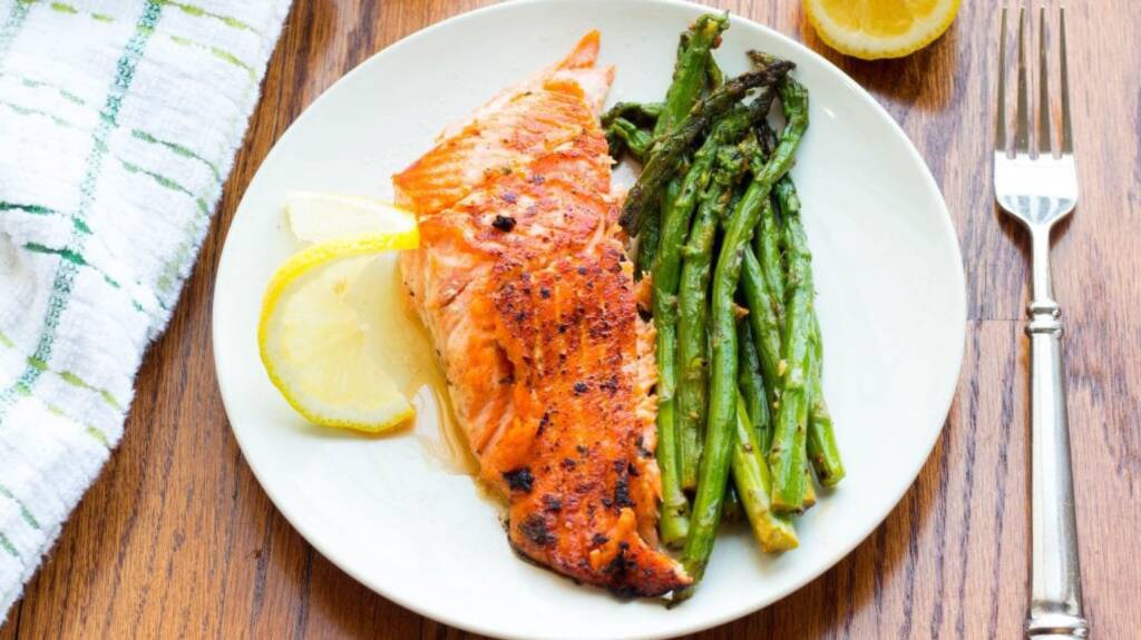Salmon and Asparagus with Lemon Garlic recipe