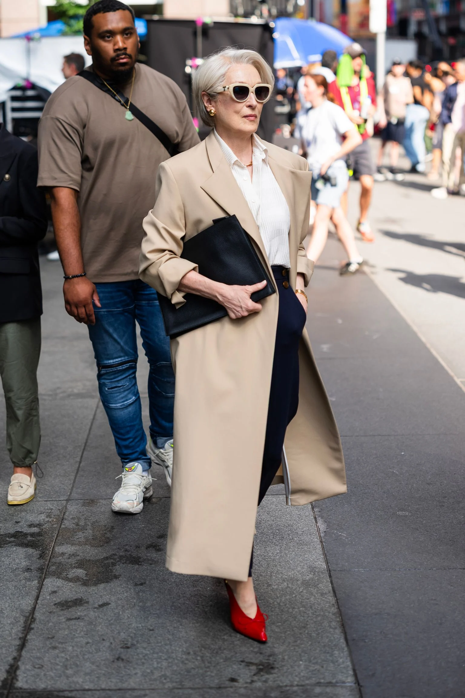 Miranda Priesltey in the cast of the devil's wears prada