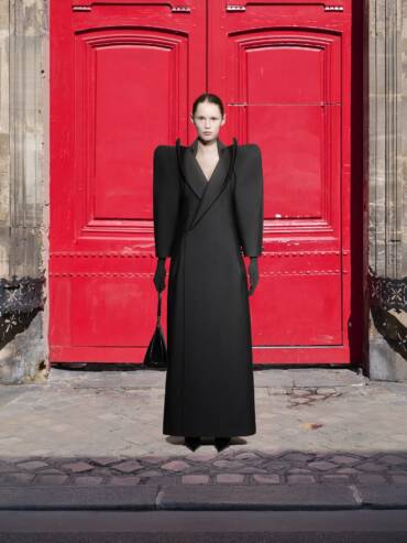 Balenciaga look on Paris haute couture show